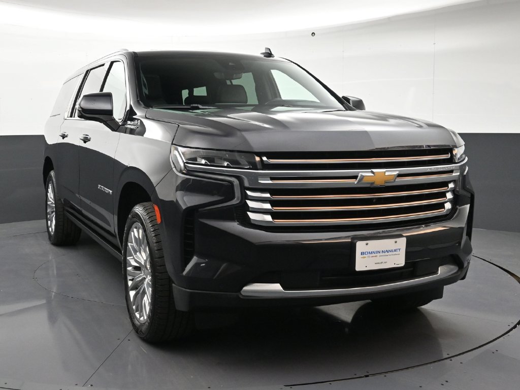 Certified 2023 Chevrolet Suburban High Country w/ Premium Package 2 AWD/4WD image 7