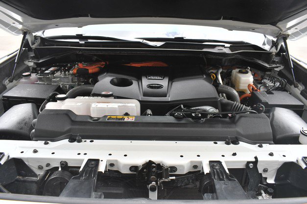 Certified 2025 Toyota Sequoia SR5 AWD/4WD image 31