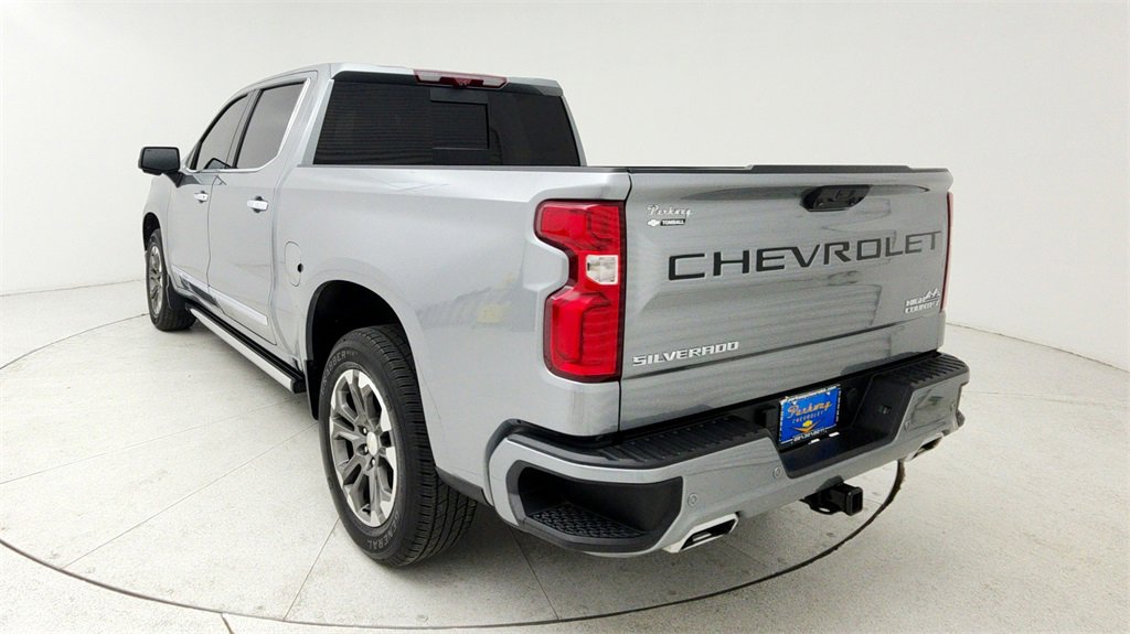 Certified 2023 Chevrolet Silverado 1500 High Country w/ Technology Package image 6