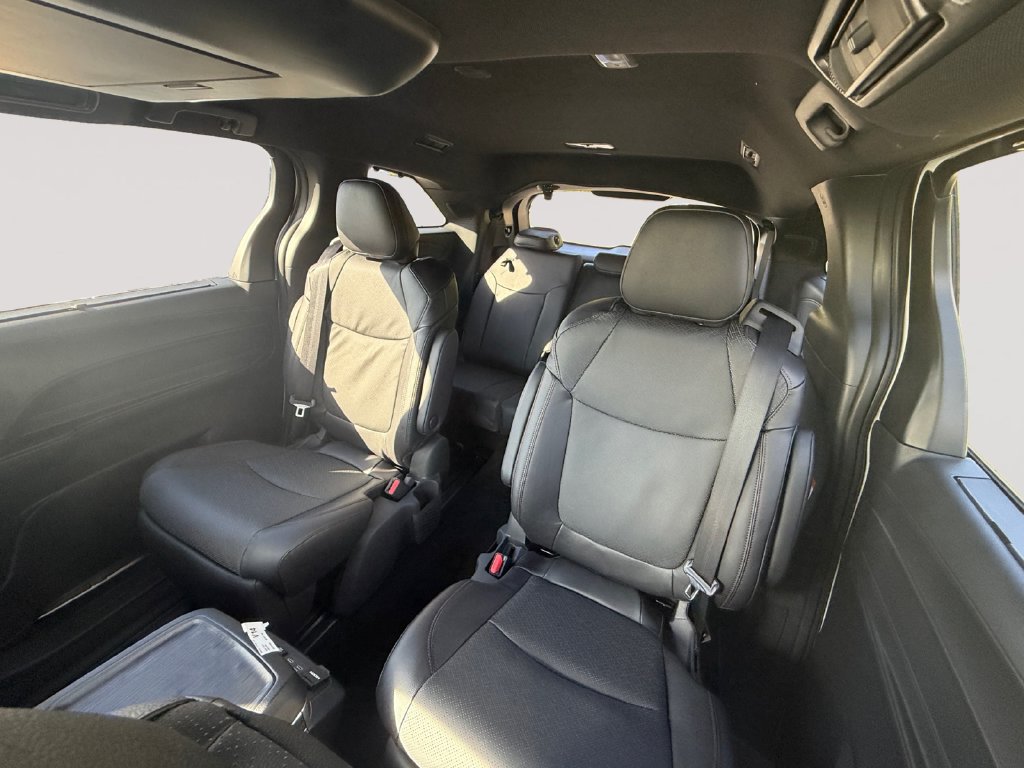 New 2026 Toyota Sienna Platinum AWD/4WD image 13