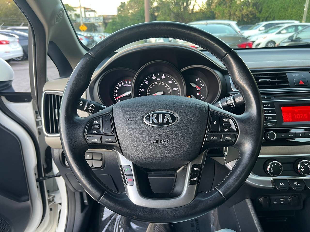 Used 2016 Kia Rio EX image 21