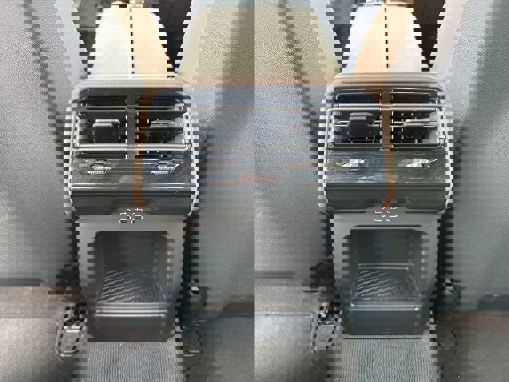 Used 2026 BMW 530i xDrive image 34