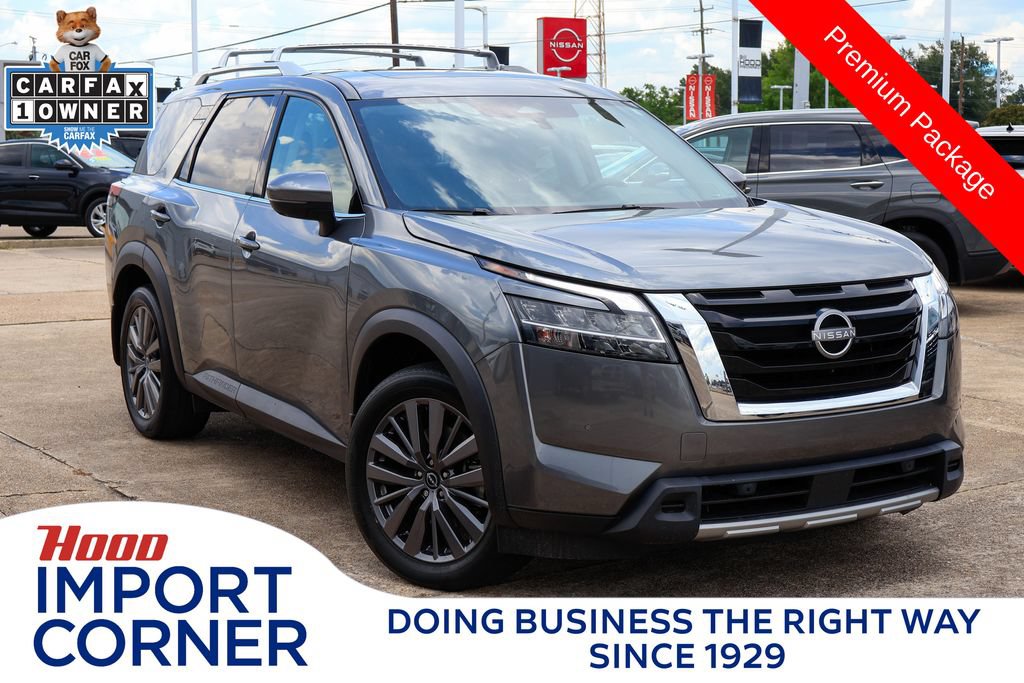 Used 2024 Nissan Pathfinder SL w/ SL Premium Package