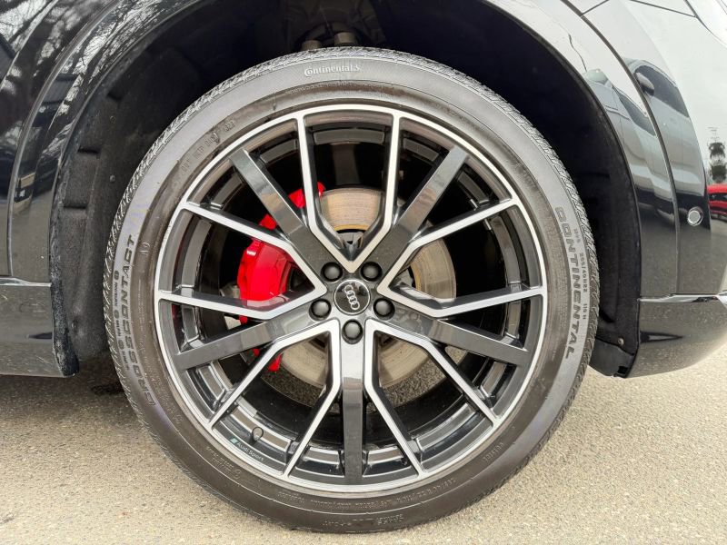 Used 2020 Audi Q8 Premium Plus w/ Premium Plus Package image 34