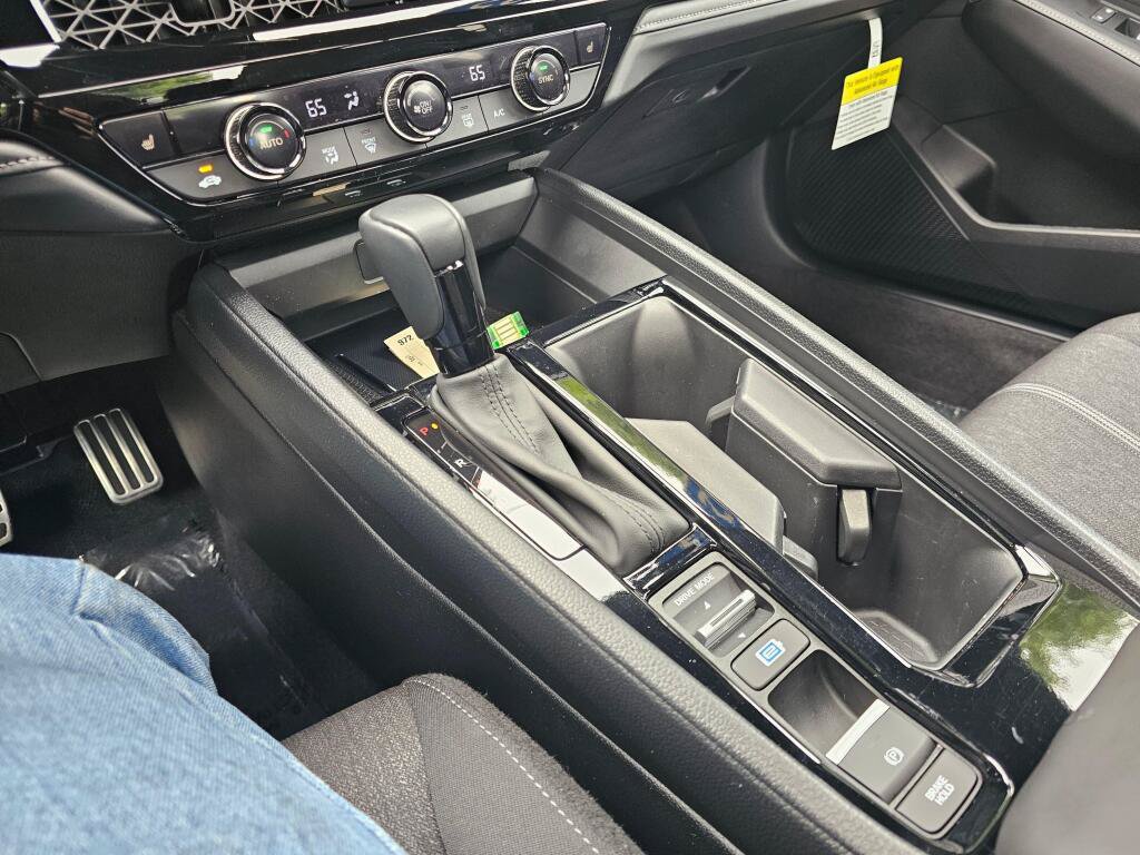 Certified 2025 Honda Accord Sport image 29