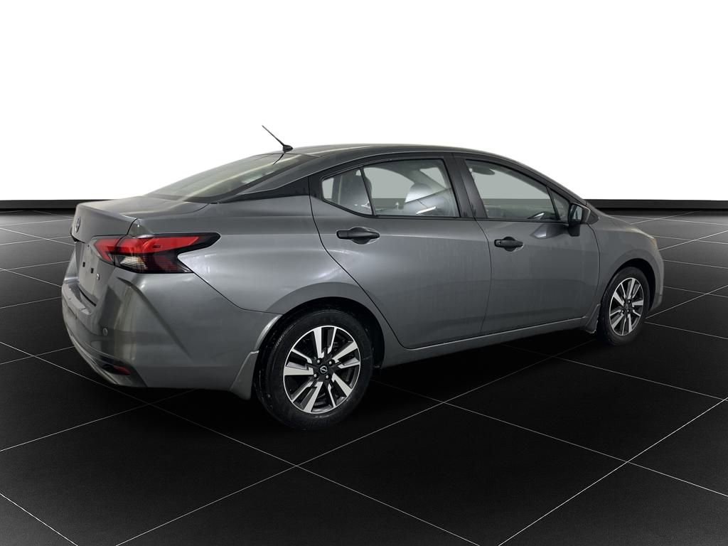 Used 2025 Nissan Versa S w/ S Plus Package image 5