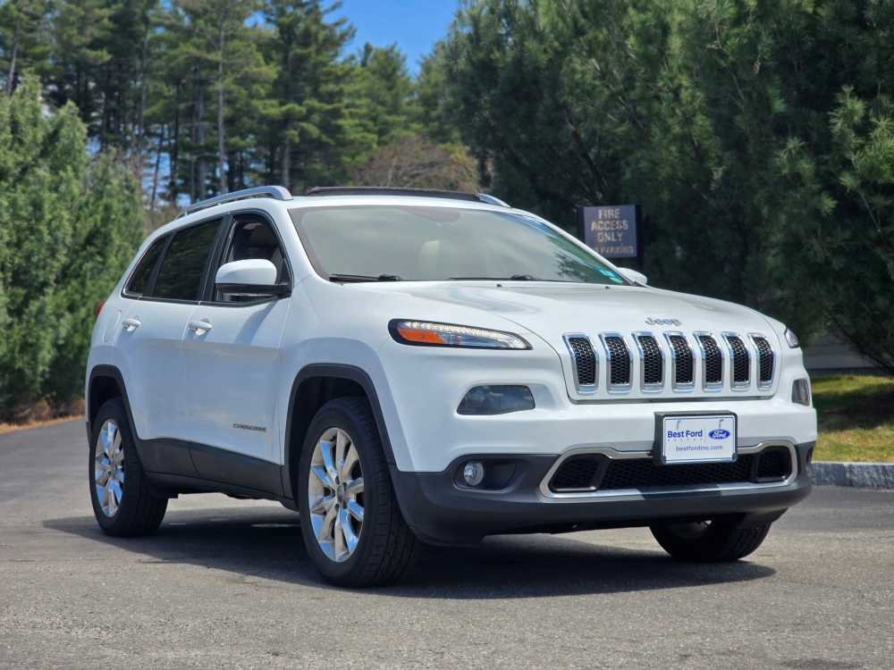 Used 2017 Jeep Cherokee Limited w/ Luxury Group AWD/4WD image 1