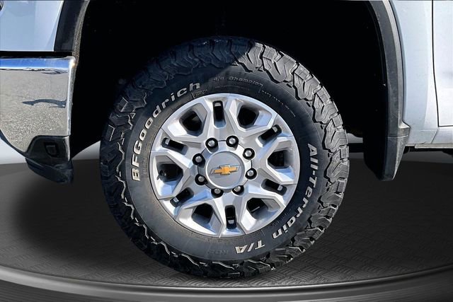 Used 2024 Chevrolet Silverado 2500 LTZ w/ LTZ Plus Package AWD/4WD image 32