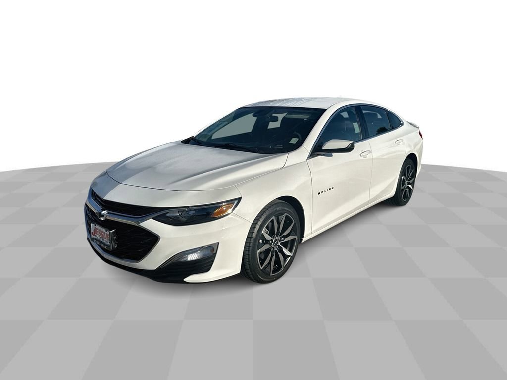 Used 2025 Chevrolet Malibu RS image 1