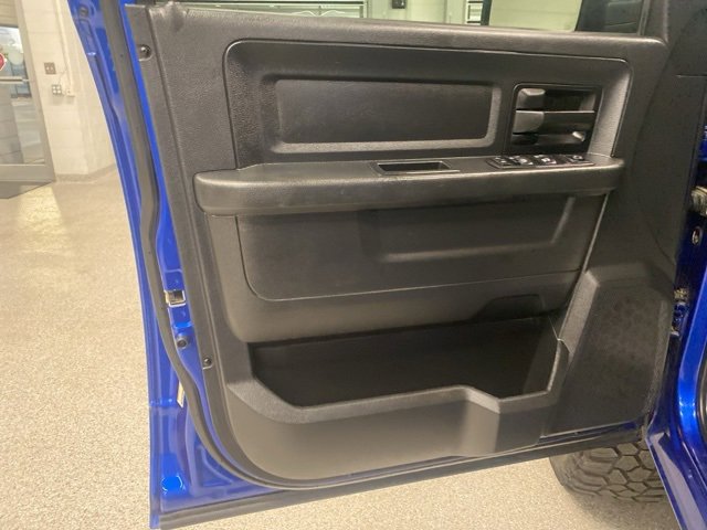 Used 2016 RAM 1500 ST w/ SXT Appearance Group image 24