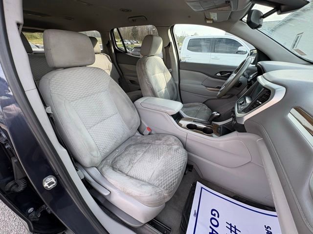 Used 2018 GMC Acadia SLE image 25