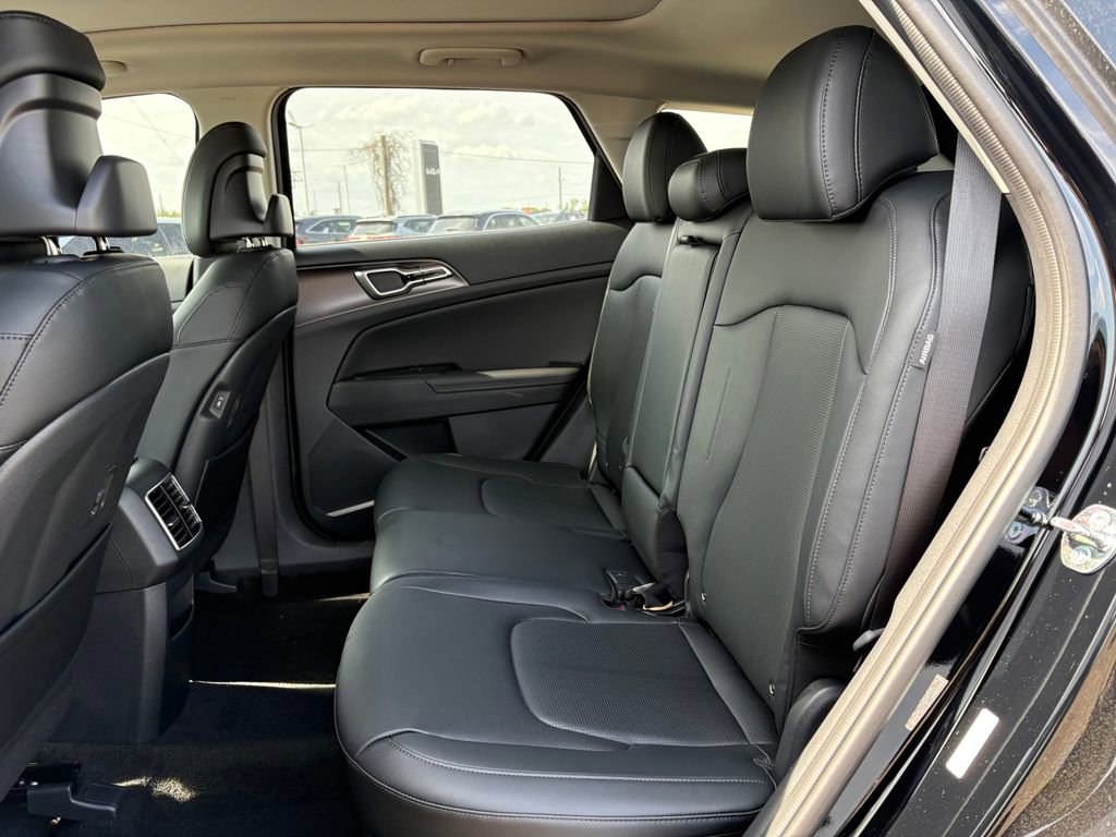 New 2026 Kia Sportage EX FWD image 13