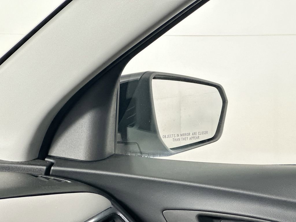 Used 2023 Chevrolet Equinox LS w/ Sport Edition image 25