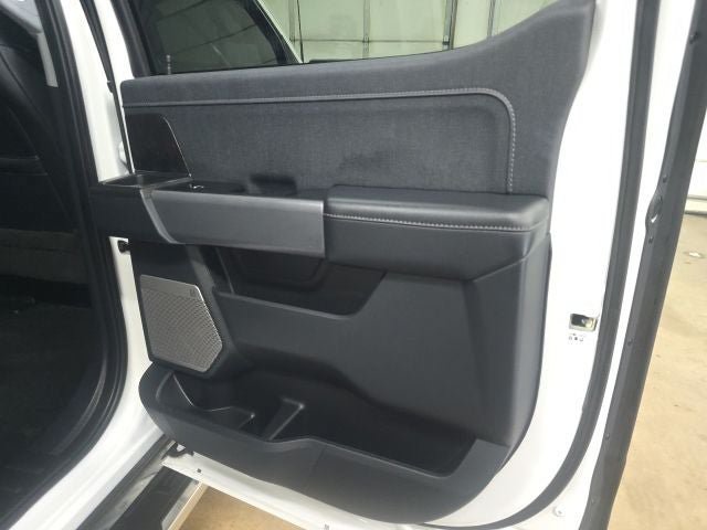 Used 2022 Ford F150 Lariat w/ Equipment Group 502A High AWD/4WD image 8