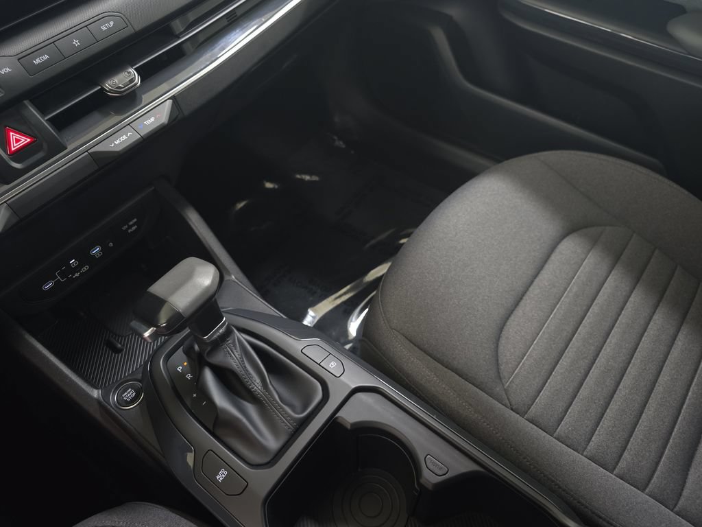 Used 2025 Kia K4 EX FWD image 26
