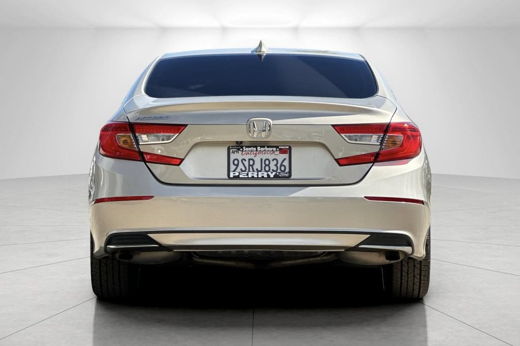 Used 2018 Honda Accord EX image 4