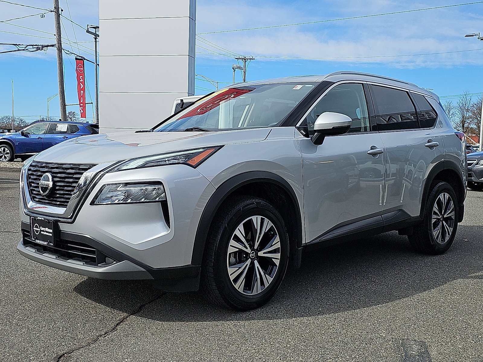 Certified 2021 Nissan Rogue SV w/ Premium Package image 3