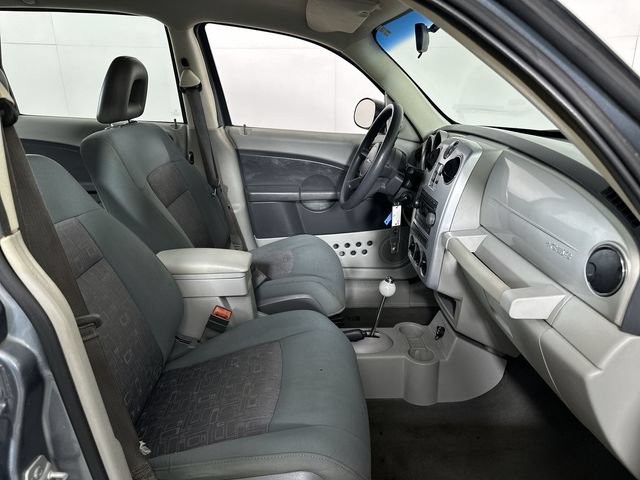 Used 2008 Chrysler PT Cruiser FWD image 29