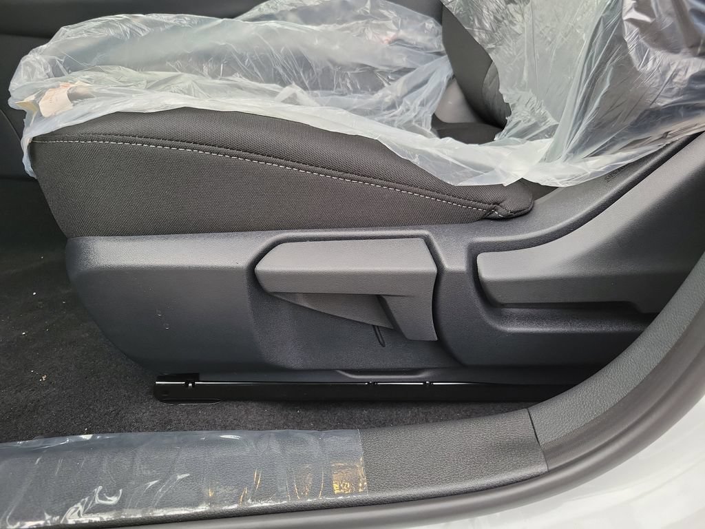 New 2026 Nissan Sentra SV w/ SV Convenience Package FWD image 17