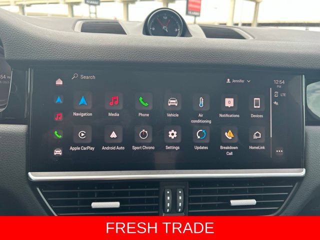 Used 2022 Porsche Cayenne Platinum Edition AWD/4WD image 27