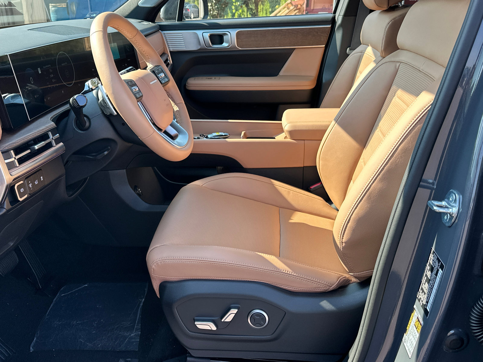 New 2027 Hyundai Santa Fe Limited FWD image 11