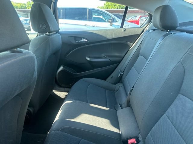 Used 2019 Chevrolet Cruze Sedan FWD image 18