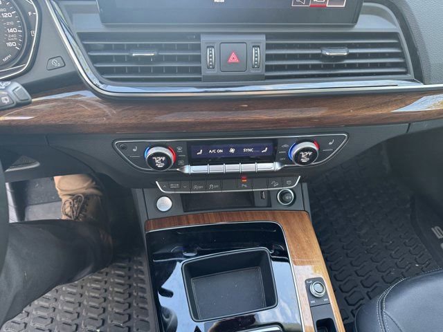 Used 2022 Audi Q5 2.0T Premium AWD/4WD image 19
