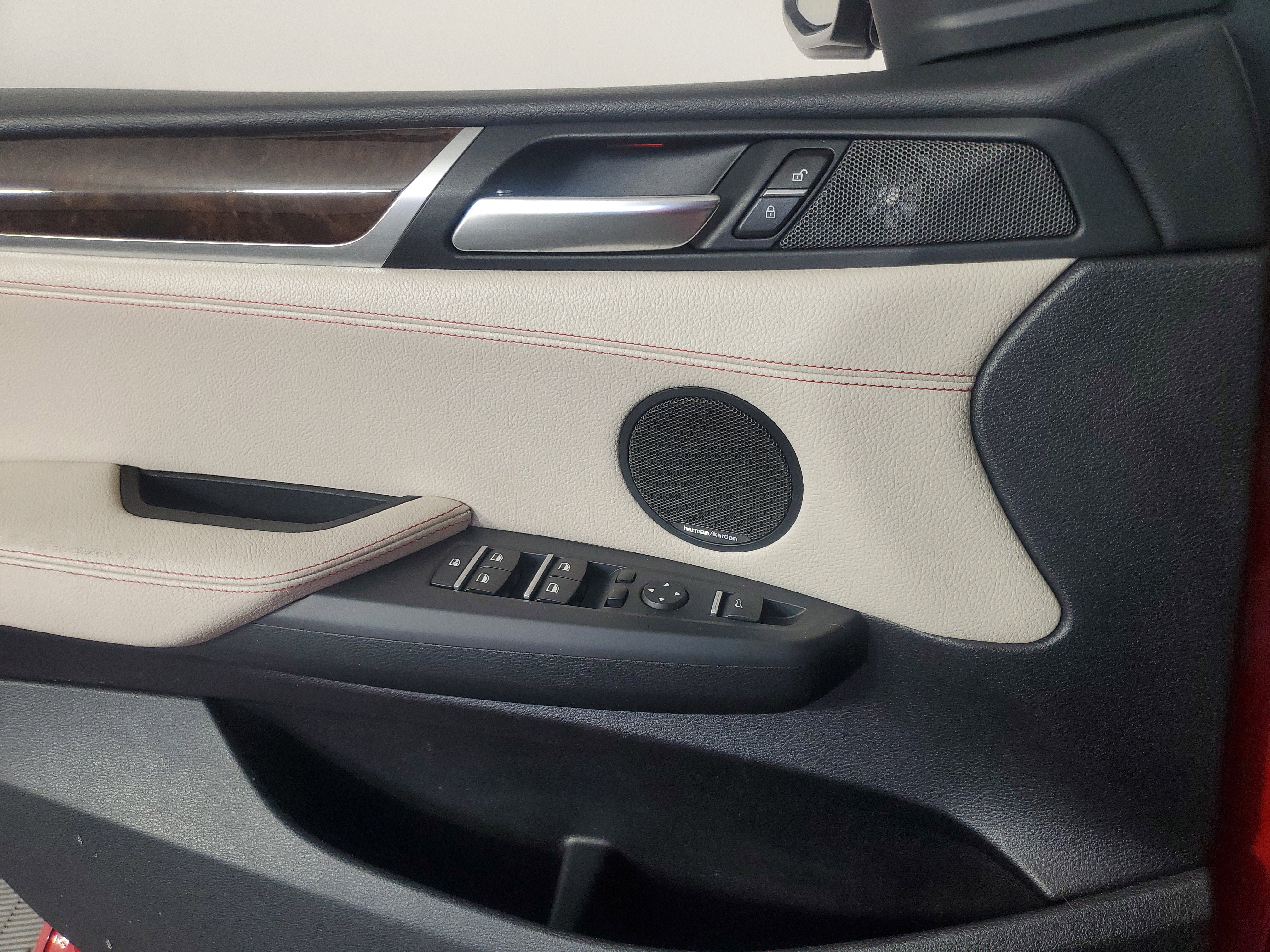 Used 2015 BMW X4 xDrive28i image 29