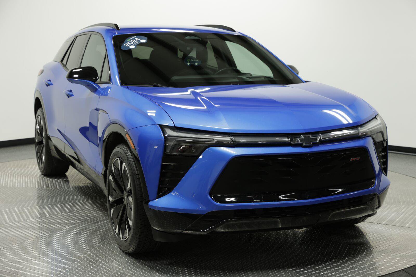 Certified 2024 Chevrolet Blazer EV RS AWD/4WD image 2