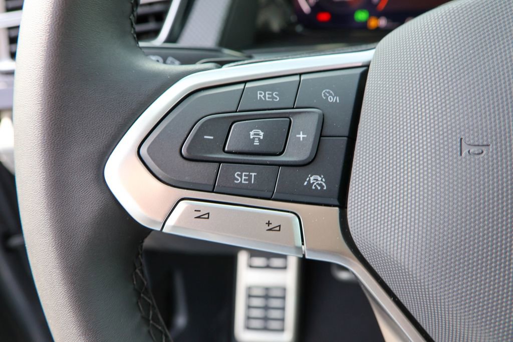 New 2025 Volkswagen Atlas Peak Edition SE image 26