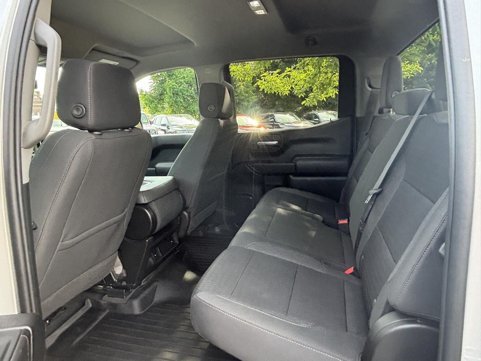 Certified 2022 Chevrolet Silverado 1500 Custom AWD/4WD image 12