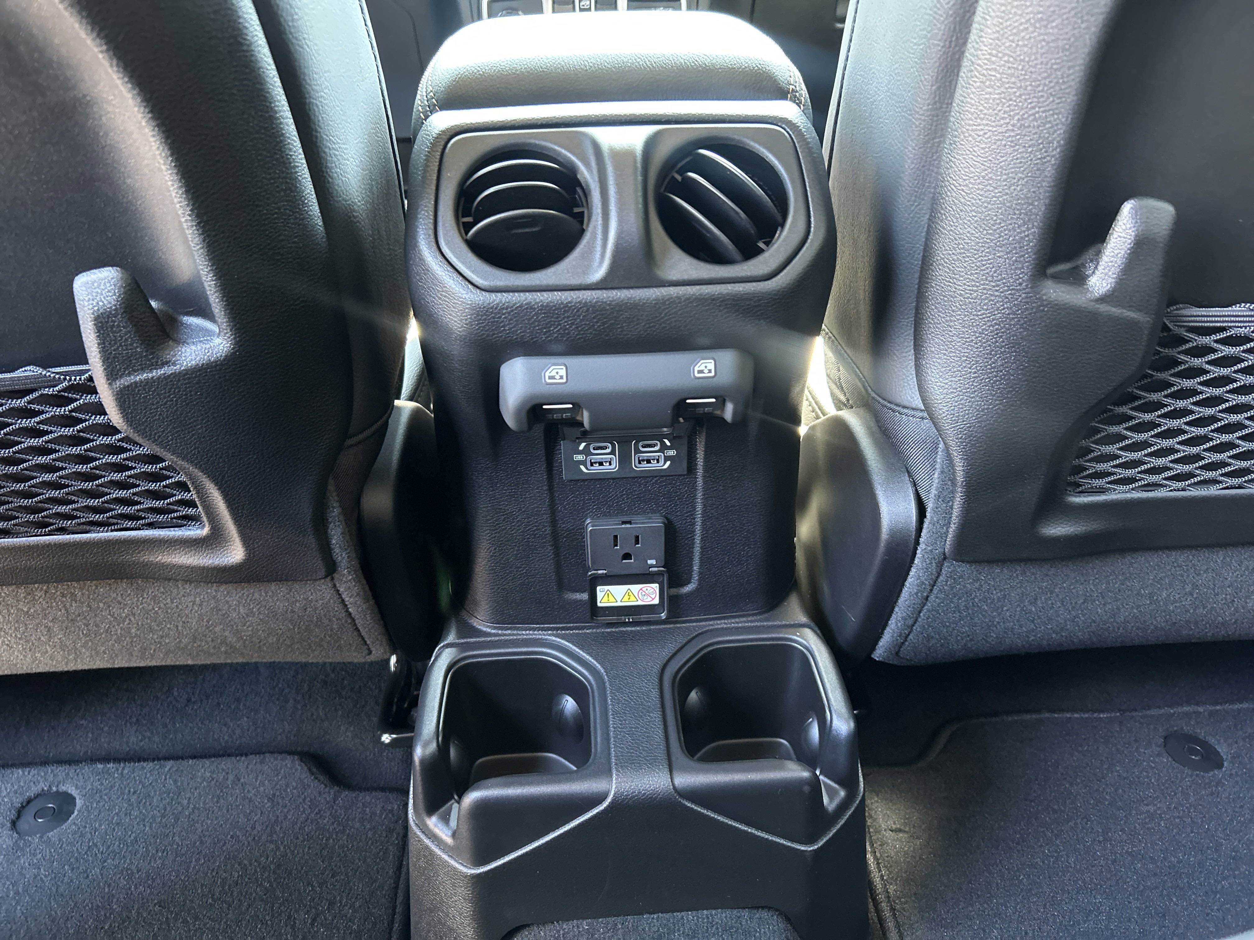 New 2025 Jeep Gladiator Sport image 33