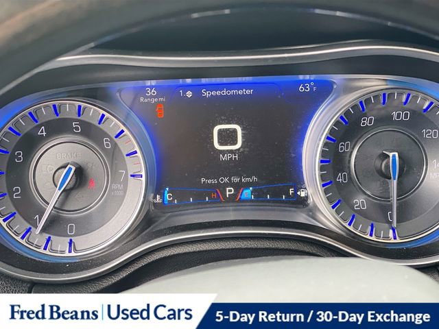 Used 2016 Chrysler 300 C AWD/4WD image 11