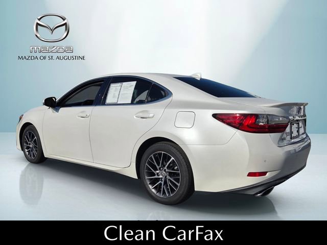 Used 2017 Lexus ES 350 w/ Luxury Package FWD image 4