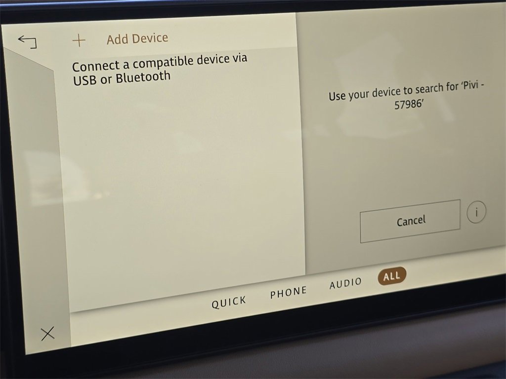 New 2025 Land Rover Defender 110 S image 6