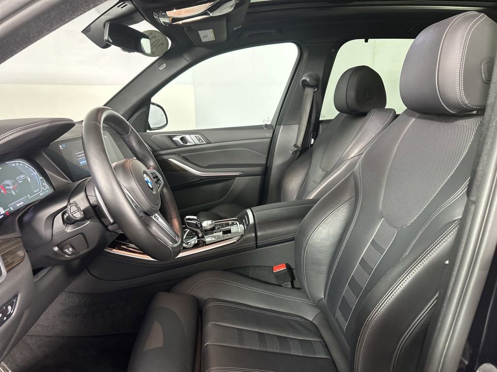 Used 2021 BMW X5 xDrive45e w/ M Sport Package image 8
