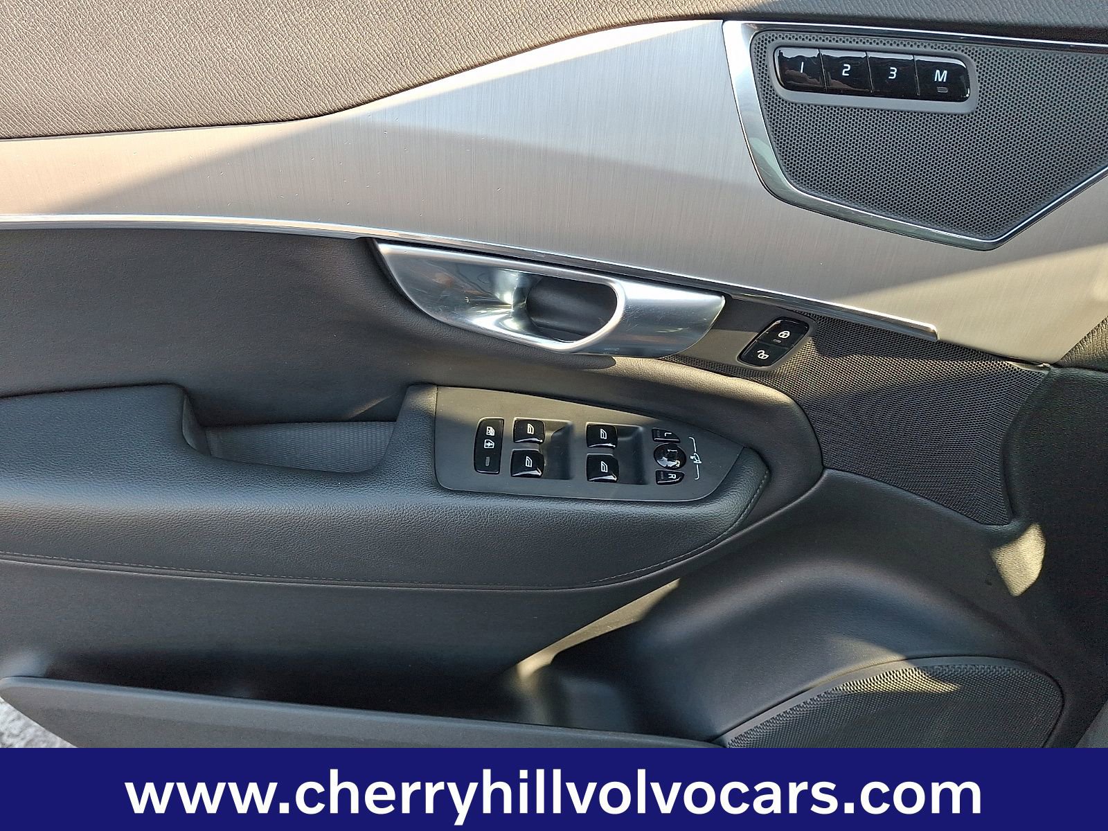 Certified 2023 Volvo XC90 B5 Core w/ Climate Package image 13