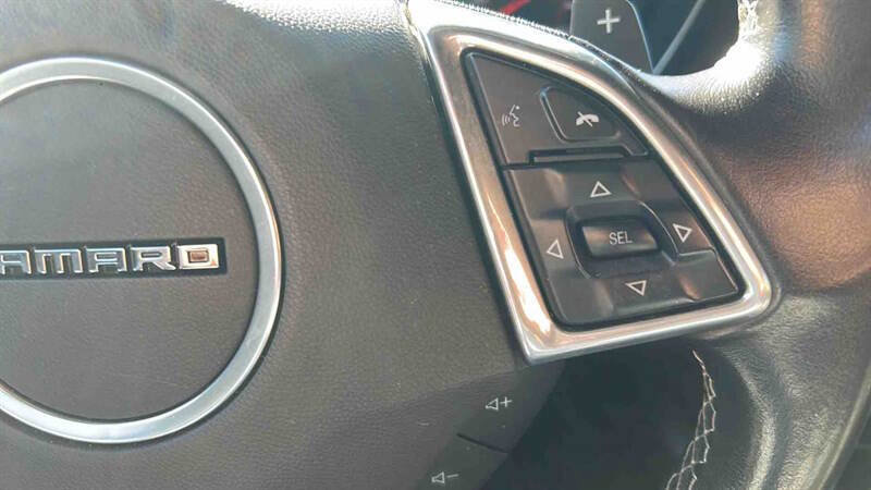 Used 2021 Chevrolet Camaro LT image 22
