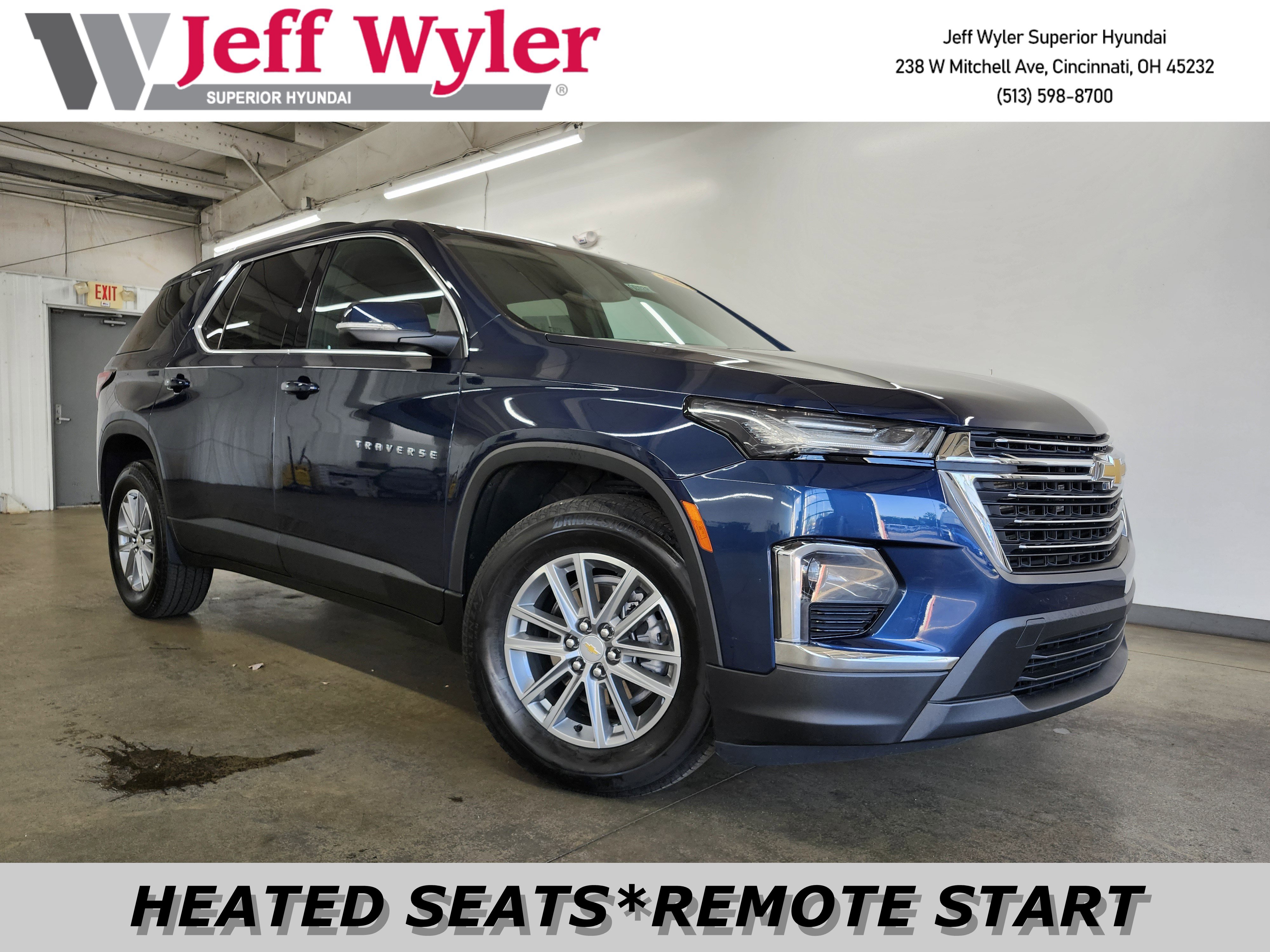 Used 2023 Chevrolet Traverse LT