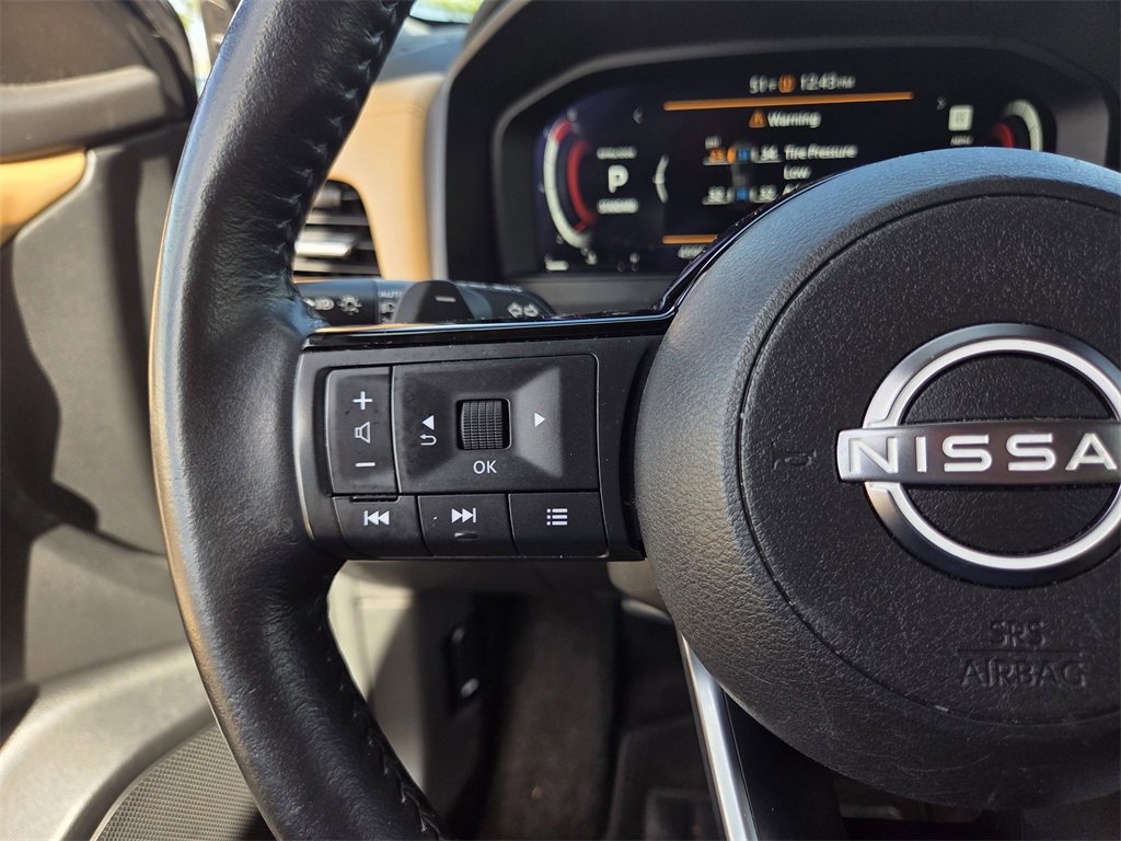 Used 2023 Nissan Rogue Platinum image 24