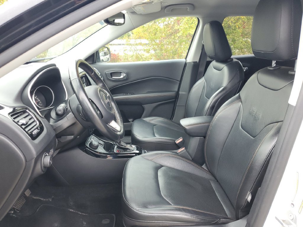 Used 2019 Jeep Compass Limited AWD/4WD image 11