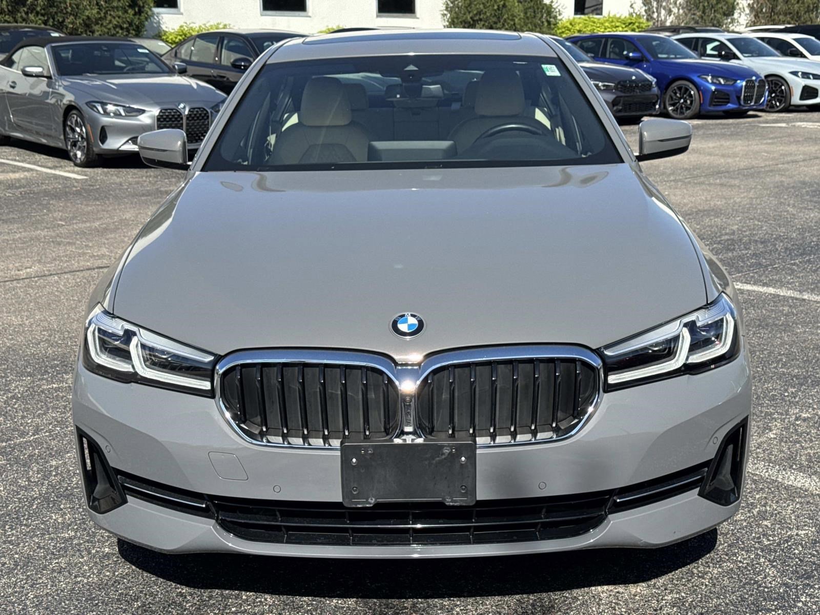 Used 2021 BMW 530i xDrive w/ Convenience Package AWD/4WD image 2