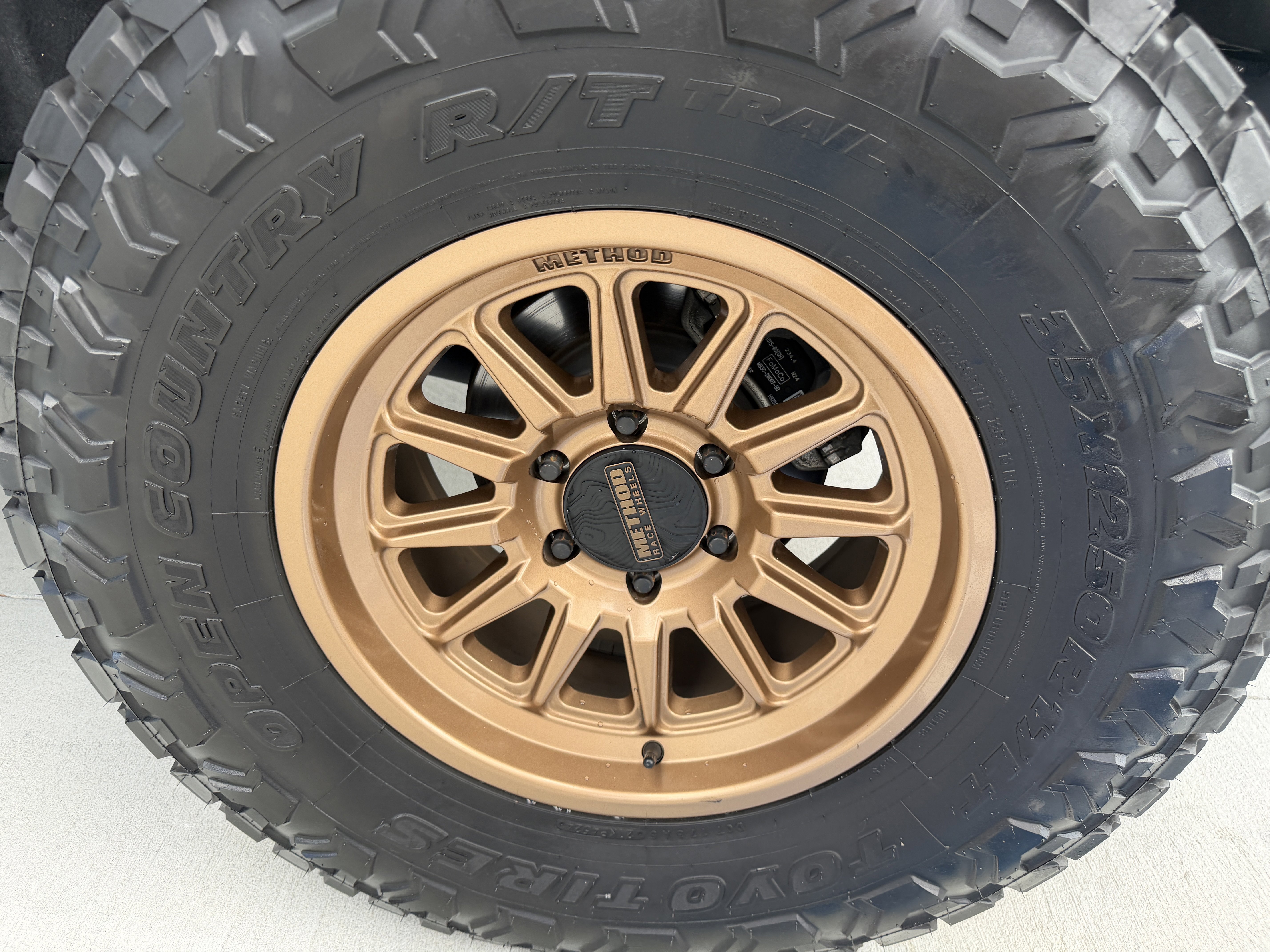 Used 2024 Ford Bronco Black Diamond AWD/4WD image 30