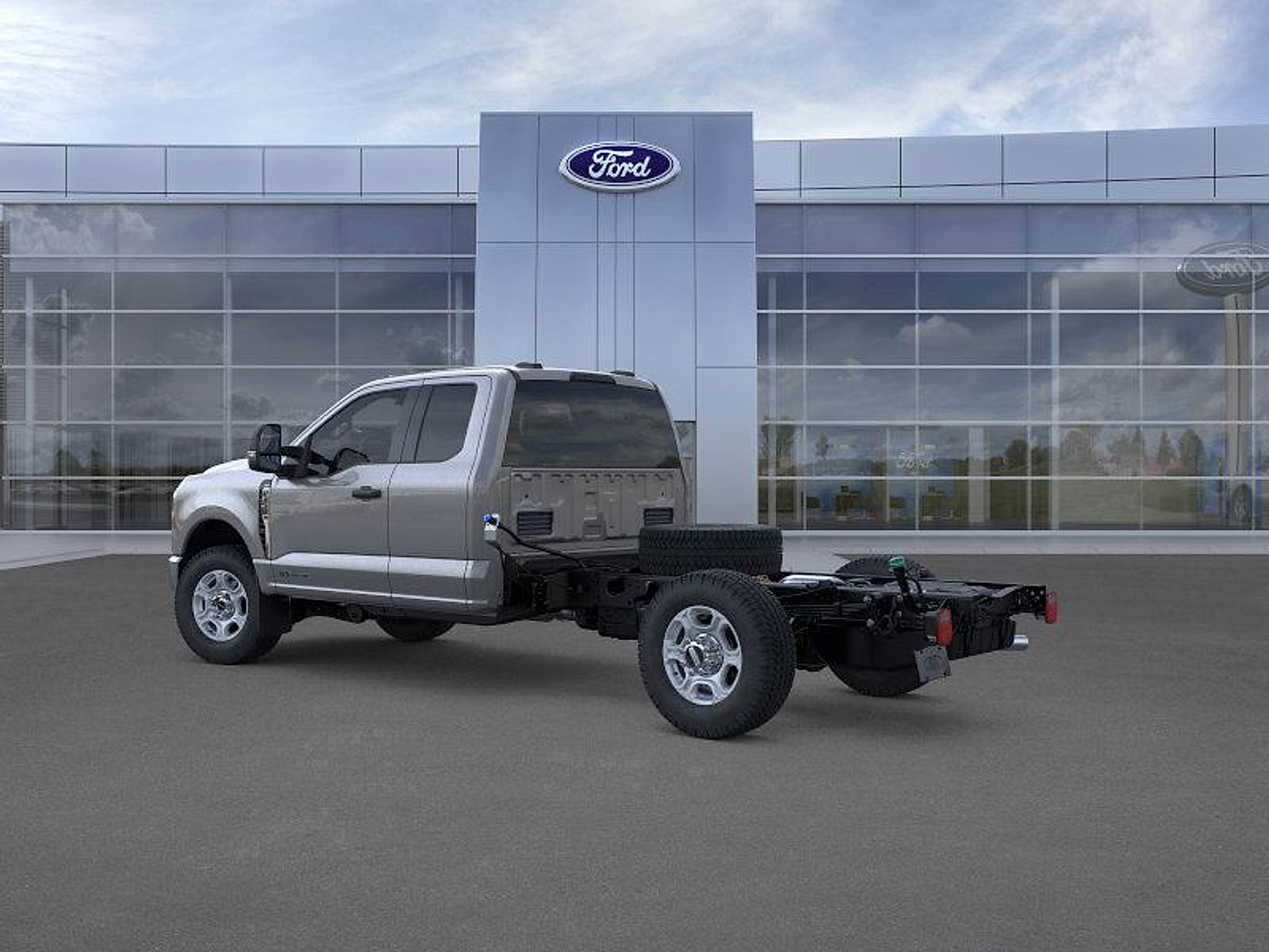 New 2026 Ford F350 XLT w/ XLT Value Package image 4