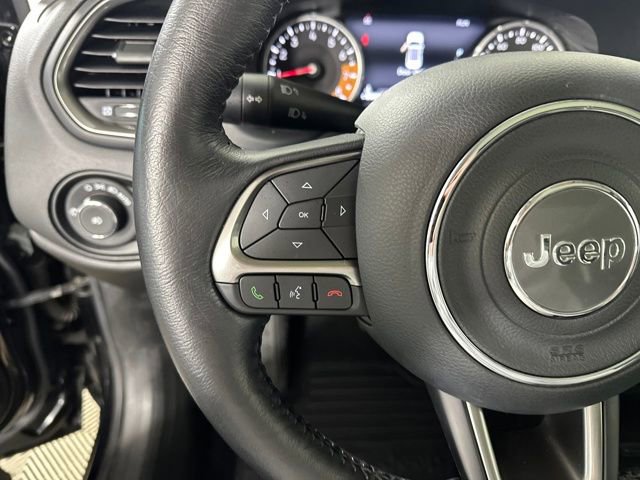 Used 2019 Jeep Renegade Limited w/ UConnect 8.4 Nav Group image 15