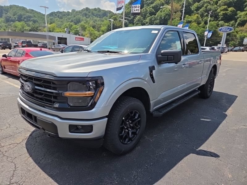 New 2026 Ford F150 XLT w/ Equipment Group 302A MID AWD/4WD image 3