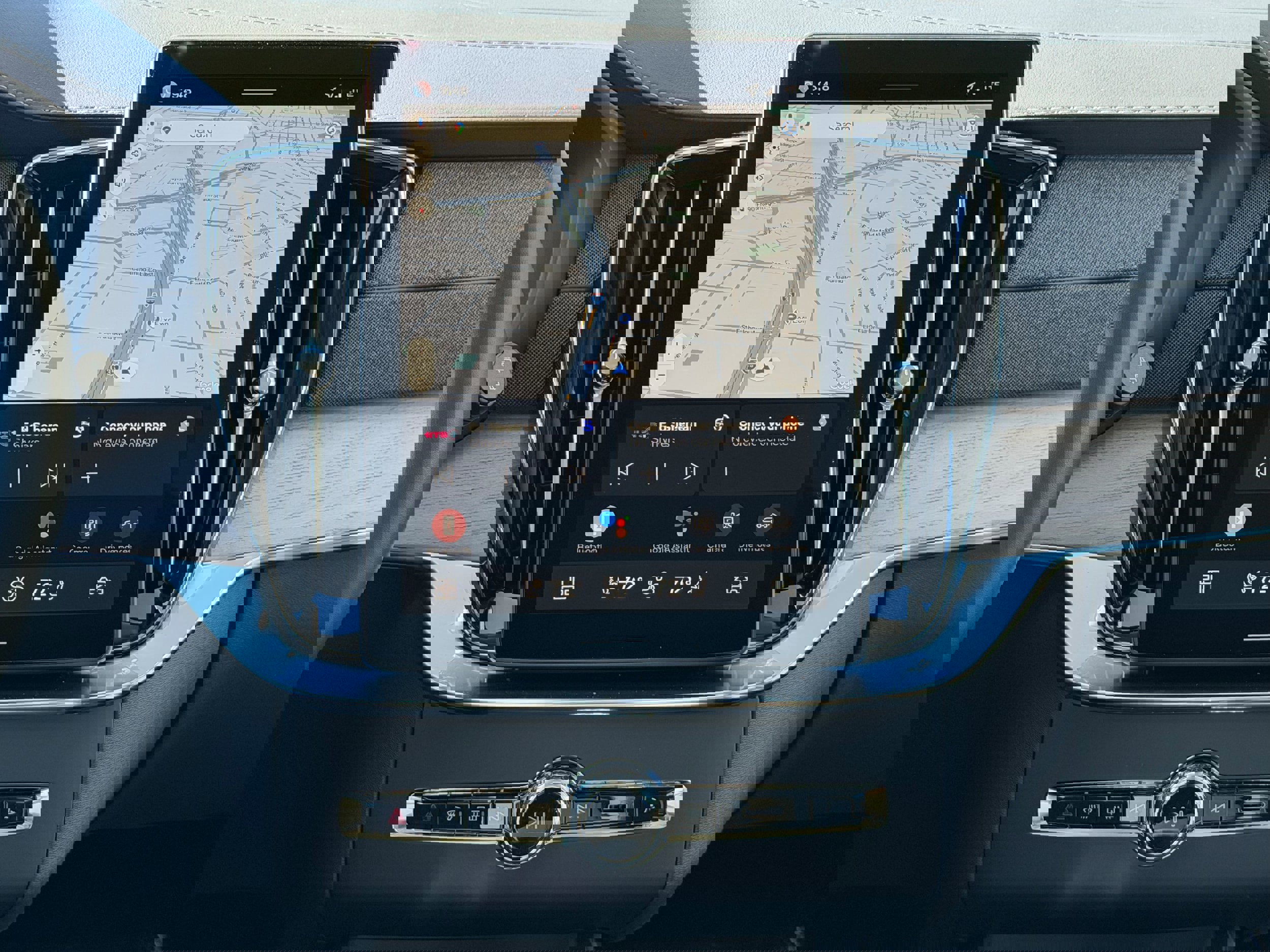 New 2026 Volvo XC90 B6 Plus w/ Protection Package Premier image 13