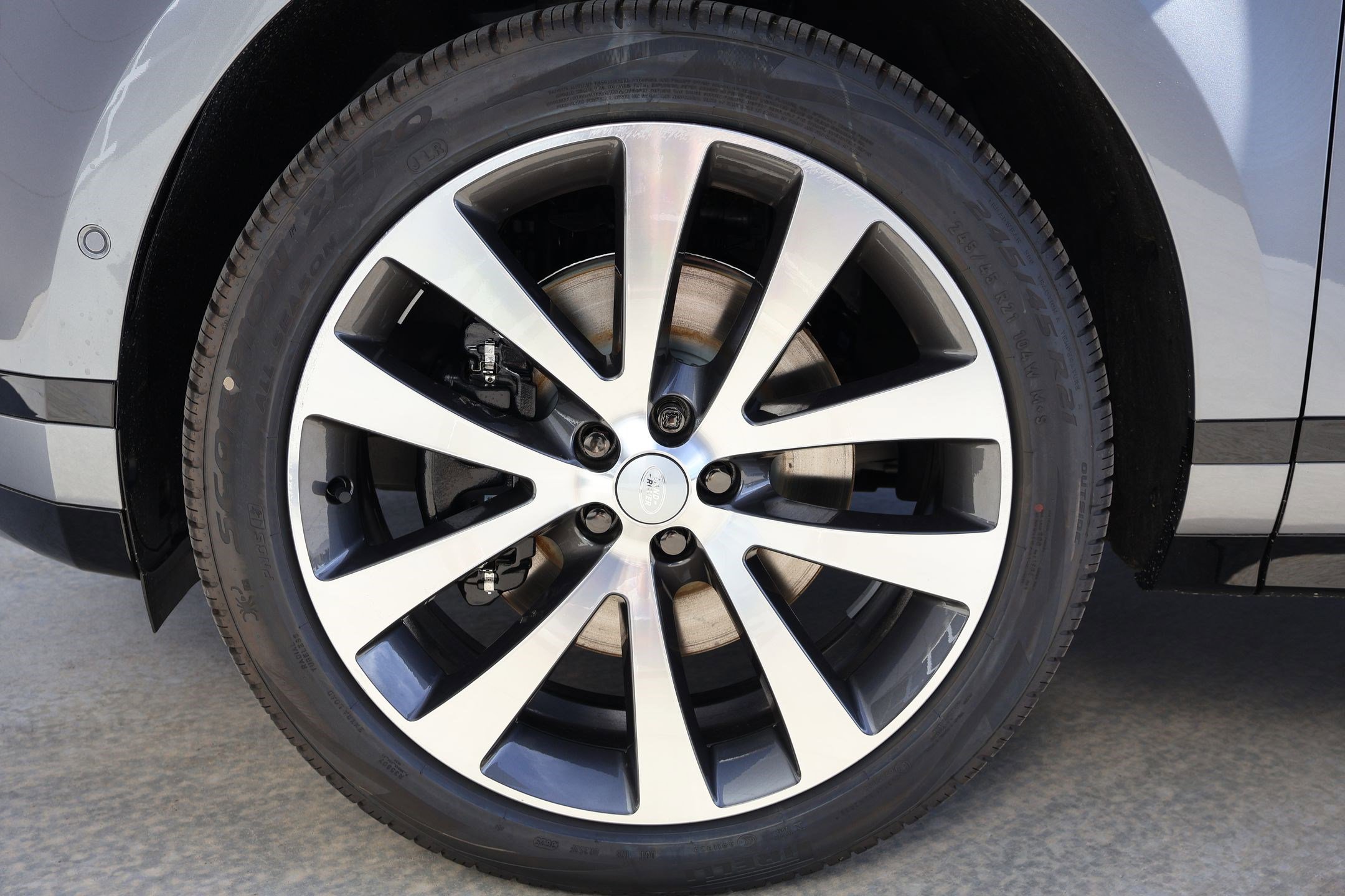 New 2026 Land Rover Range Rover Evoque Dynamic SE image 20