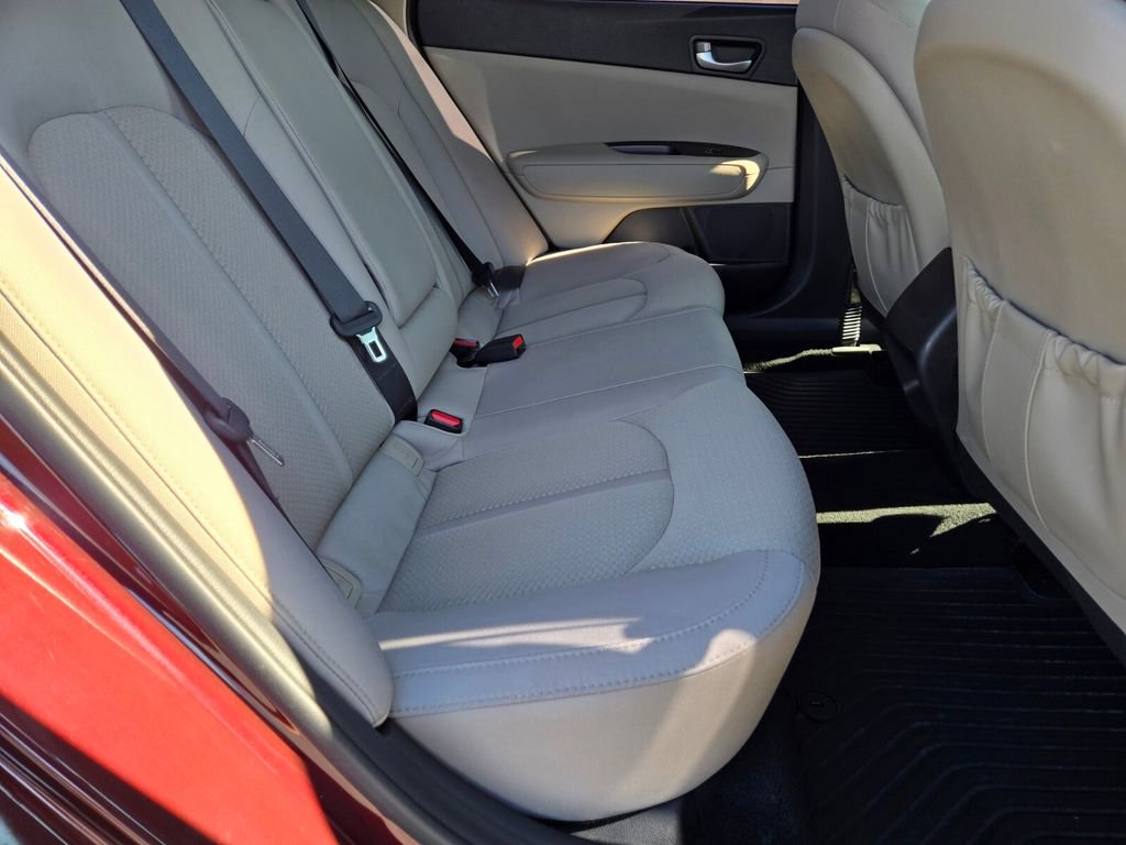 Used 2018 Kia Optima LX w/ Convenience Package image 14