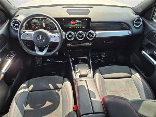 Used 2021 Mercedes-Benz GLB 250 4MATIC image 19